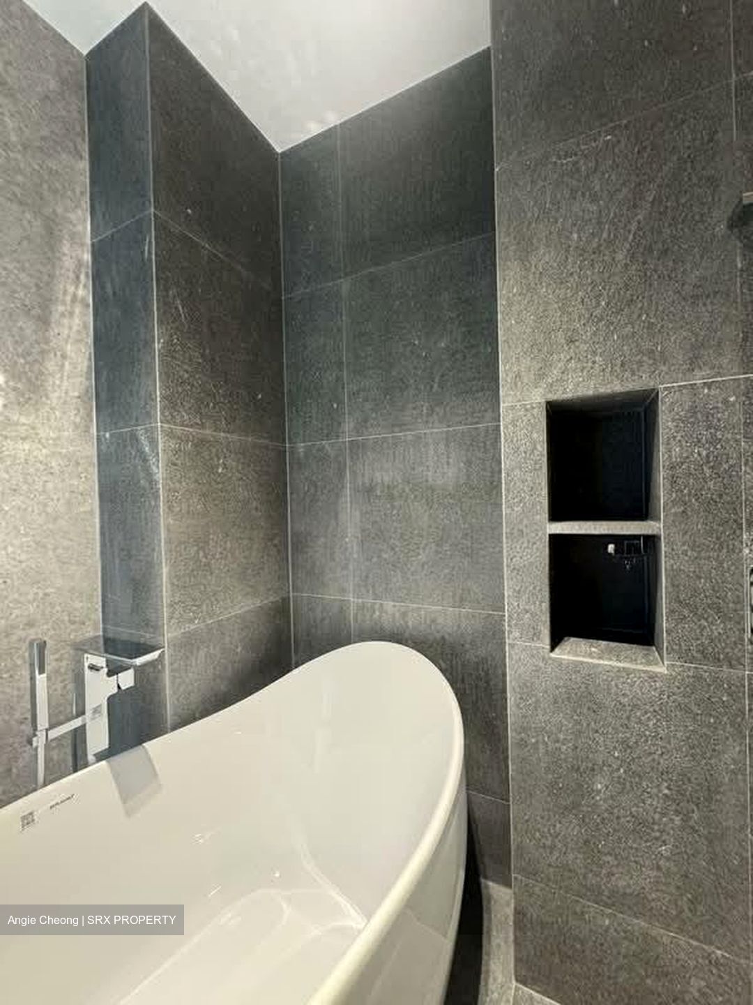 Sembawang Straits Estate (D27), Terrace #611516051